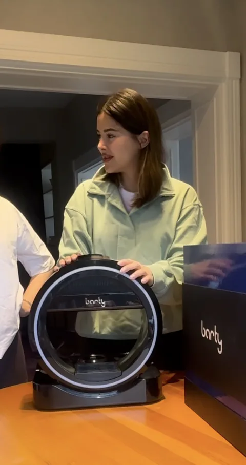 Ala Tokel — Instagram içeriğinden kare